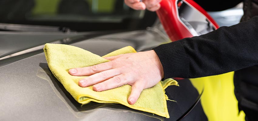 Comment bien nettoyer l'intérieur de sa voiture ? Techniques, Astuces et  les bons produits - Rs Detailing