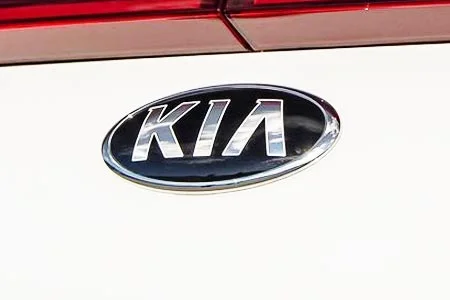 logo kia voiture