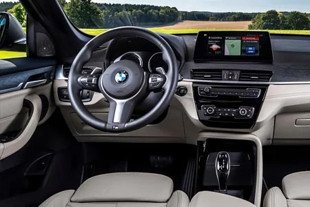 interieur voiture x1